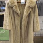 665 1619 FUR COAT